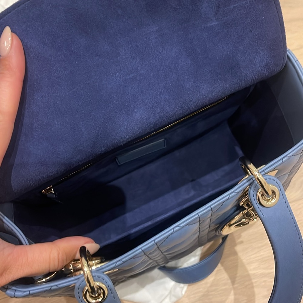 Brand new Dior bag! In store without tax 6100$ selling for 4500 - Picture 8 of 12